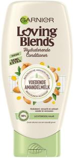 GARNIER LOVING BLENDS VOEDENDE AMANDELMELK CONDITIONER CRE.., Verzenden, Nieuw