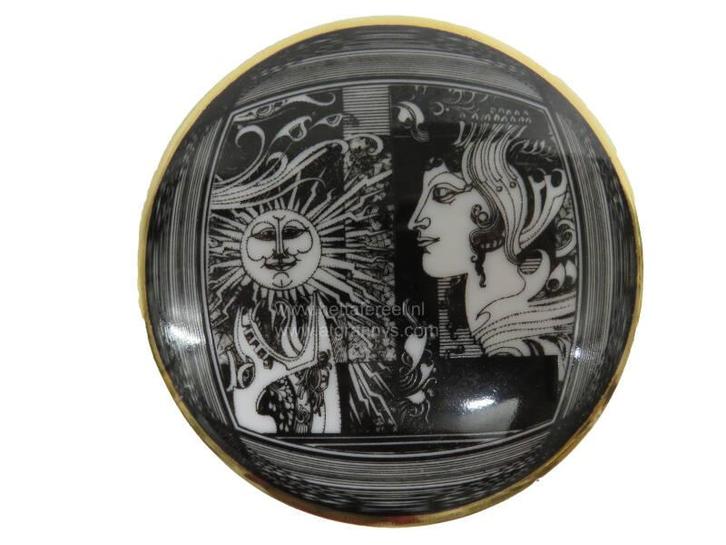 Dekseldoosje van Hollohaza, Huis en Inrichting, Woonaccessoires | Overige, Gebruikt, Verzenden