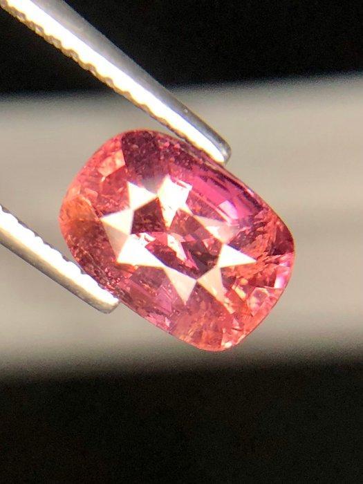 Zonder minimumprijs Roze, Oranje Saffier - 3.09 ct -, Sieraden, Tassen en Uiterlijk, Edelstenen