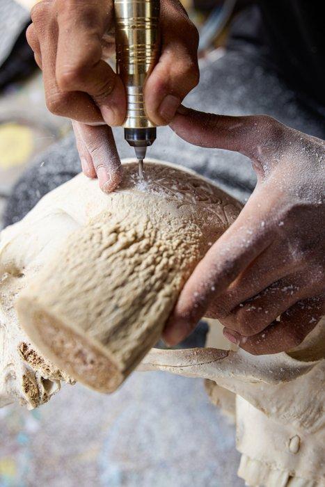 Geen minimumprijs - Prachtige witte handgesneden koe -, Antiek en Kunst, Kunst | Designobjecten