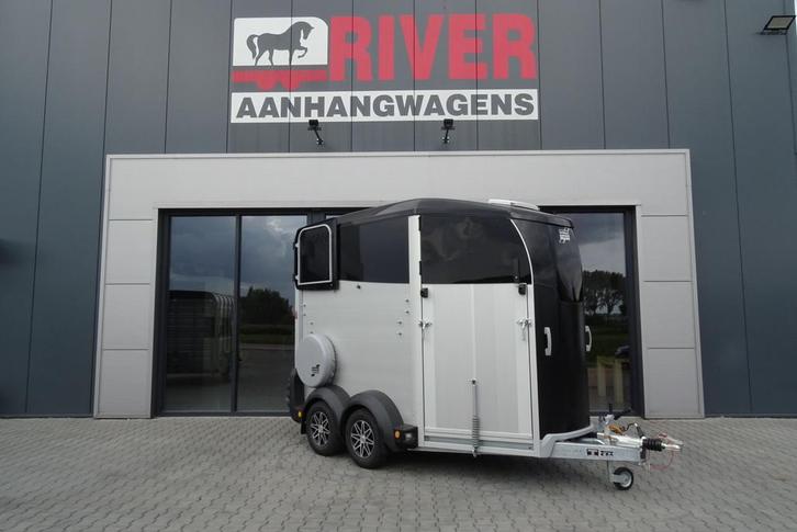 INTRODUCTIE AANBIEDING Ifor Williams HBX506 2 paards trailer, Dieren en Toebehoren, Paarden en Pony's | Trailers en Aanhangwagens
