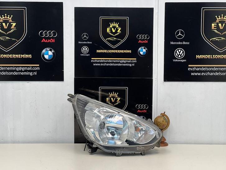 Mitsubishi Space Star koplamp rechts bj.2013 art.8301C194, Auto-onderdelen, Verlichting, Gebruikt, Mitsubishi