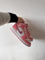 Jordan 1 mid online dames roze