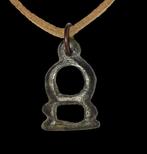 Keltisch Brons set van 2 amuletten. (Zonder Minimumprijs)