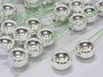 Kerstballen 5 cm. op lange draad zilver doos 30st, Ophalen of Verzenden, Nieuw