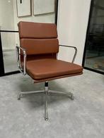 Eames EA208 softpad bureaustoel in cognac leer, Replica,, Nieuw
