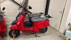 Scooters nieuw en super compleet! Niet voor €2495 maar €1650, Fietsen en Brommers, Ophalen, Maximaal 45 km/u, Benzine, Marengo