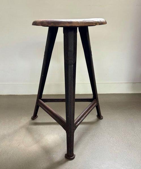 Rowac - Robert Wagner - Kruk - Stahl Schemel Model - Hout,, Antiek en Kunst, Antiek | Wandborden en Tegels