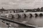 MAASTRICHT - Maasbruggen, Verzamelen, Ansichtkaarten | Nederland, Verzenden, Gelopen