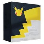 Celebrations Pokémon Center Elite Trainer Box, Hobby en Vrije tijd, Verzamelkaartspellen | Pokémon, Ophalen of Verzenden, Nieuw