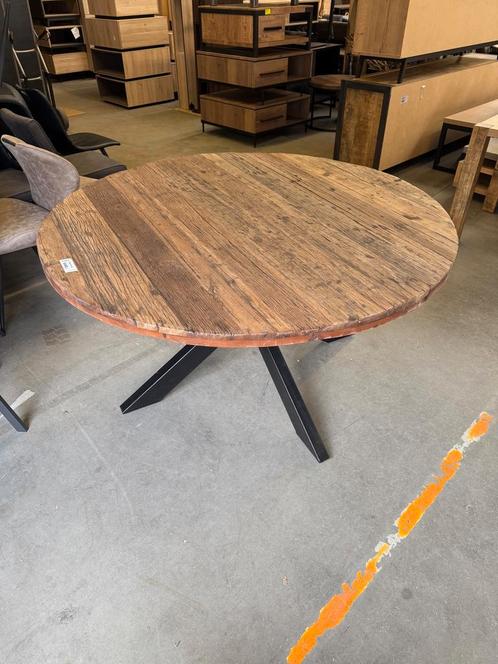 Eettafel recycled teakhout (nieuw, outlet), Huis en Inrichting, Tafels | Eettafels, Nieuw, Overige houtsoorten, Metaal
