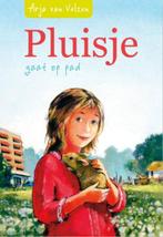 Pluisje Gaat Op Pad 9789033607936 Anja Van Velzen, Boeken, Verzenden, Zo goed als nieuw, Anja Van Velzen