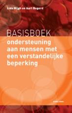 Basisboek ondersteuning aan mensen met een ver 9789059317604, Boeken, Verzenden, Zo goed als nieuw