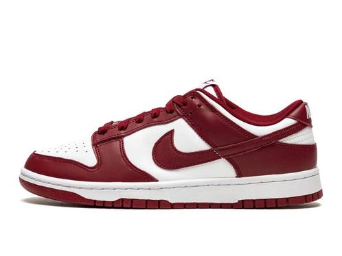 Nike Dunk Low Team Red - Maat 45.5 EU, Kleding | Heren, Schoenen, Ophalen of Verzenden