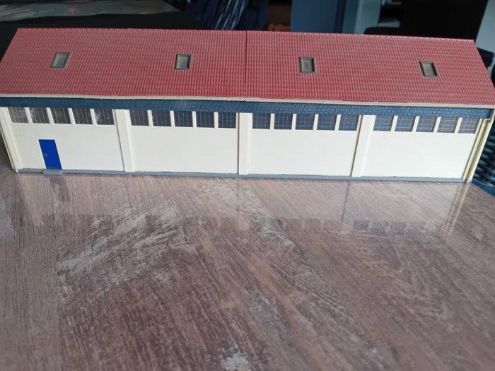 Faller H0 - Modeltreingebouwen (3) - Drie losse, Hobby en Vrije tijd, Modeltreinen | H0