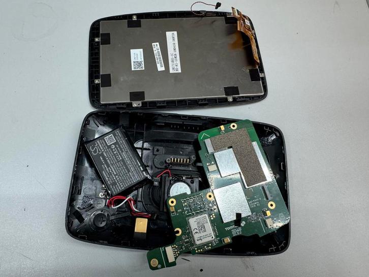 TomTom Batterij vervangen, oplaadpoort solderen, Auto diversen, Autonavigatie, Gebruikt