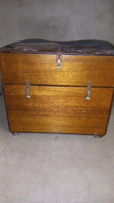 Opbergkoffer - Hout - Draagbare mobiele telefoon uit de, Antiek en Kunst, Curiosa en Brocante