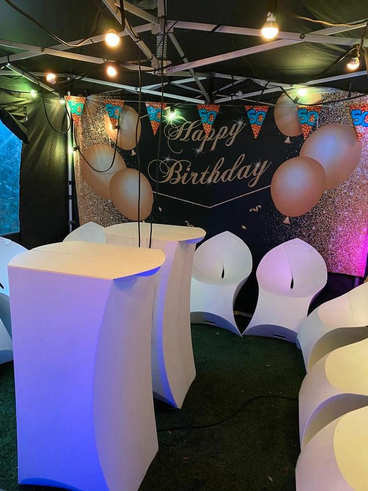 Vouwtent partytent zwarte tent easy up huren staat in 1 min, Hobby en Vrije tijd, Feestartikelen | Verhuur, Nieuw, Ophalen