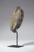 Een houten masker - Yaure - Ivoorkust (Zonder minimumprijs)