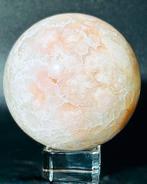 Zachte roze amethist bol Rustgevende pastel schoonheid uit