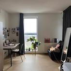 Kamer te huur voor vrouwen gevonden in Den-haag, Huizen en Kamers, Minder dan 20 m², Overige regio's