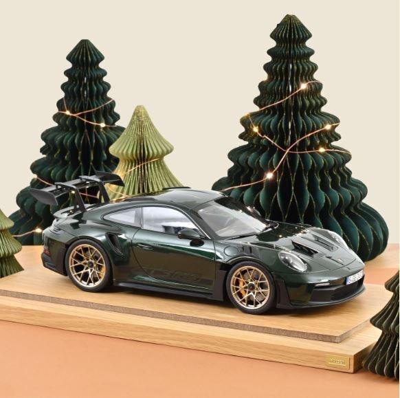 Norev 1:12 - Modelauto - Porsche 911 / 992 GT3 RS 2022 -, Hobby en Vrije tijd, Modelauto's | 1:5 tot 1:12
