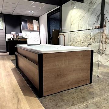 Novellini Divina Frame vrijstaand bad 190x 90 beschikbaar voor biedingen