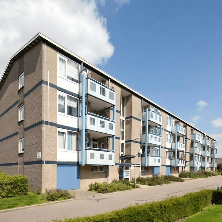 Appartement met balkon en kale huurprijs, Huizen en Kamers, Huizen te huur, Direct bij eigenaar, Appartement