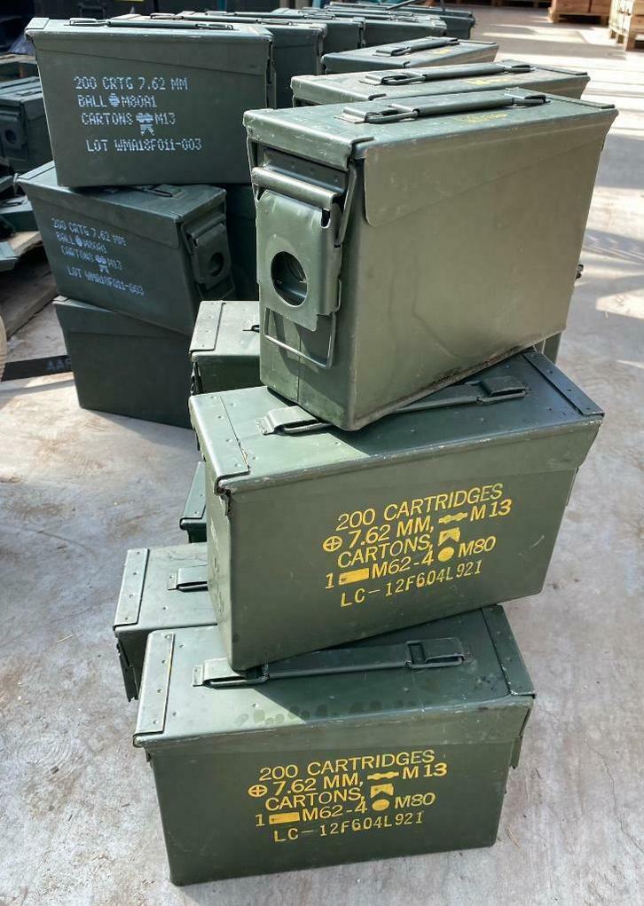 Metalen munitiekistjes  !, Huis en Inrichting, Woonaccessoires | Kisten, 50 tot 100 cm, Gebruikt, Minder dan 50 cm, 50 tot 75 cm
