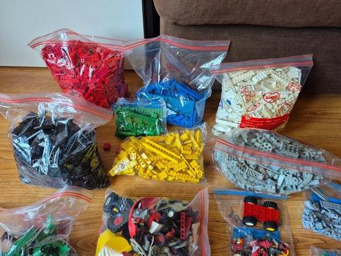 Lego Set - Classic - Lot Vintage and newer Lego 7,3 + kilo +, Kinderen en Baby's, Speelgoed | Duplo en Lego