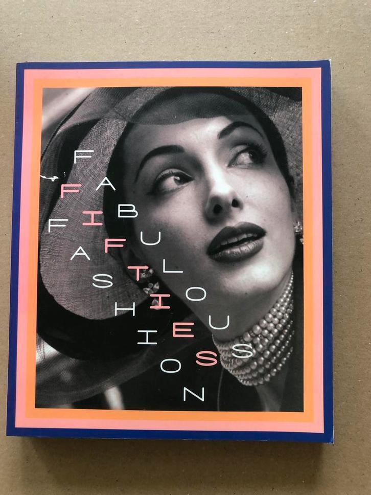 Mode in de Vijftiger Jaren - Fabulous Fifties Fashion, Boeken, Mode, Gelezen, Mode algemeen, Ophalen of Verzenden
