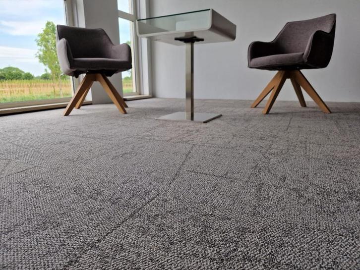 Tapijttegels Woonkamer | SALE | Opruiming tapijt tegels, Huis en Inrichting, Stoffering | Vloerbedekking, Wit, Crème, Beige, Bruin