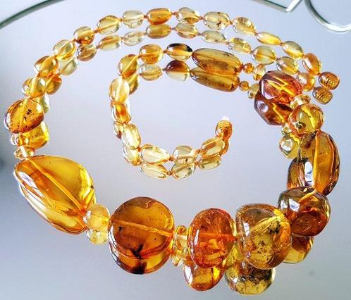 Amber Zeldzame natuurlijke Baltische amber ketting met, Verzamelen, Mineralen en Fossielen