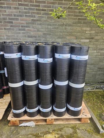 IKO Powergum donkere mineraal dakbedekking beschikbaar voor biedingen