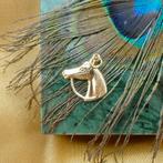 Gouden hanger van een paard (kettinghanger, gouden paard), Ophalen of Verzenden, Gebruikt, Goud, Overige merken