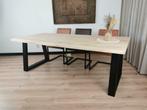Eiken Boomstam tafel op maat gemaakt GRATIS BEZORGD