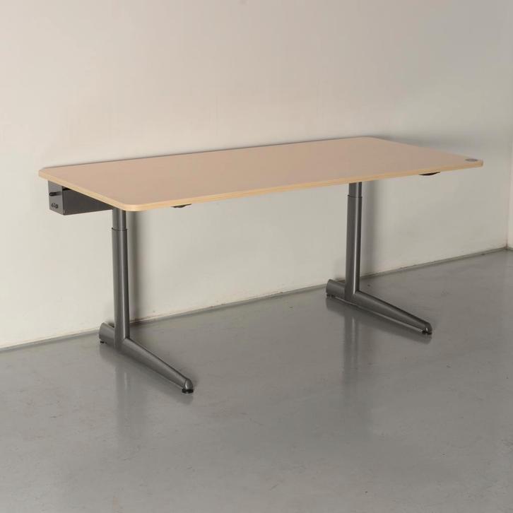 Ahrend 500 elektrisch bureau, ahorn blad, 170 x 80 cm,, Huis en Inrichting, Bureaus, Ophalen of Verzenden