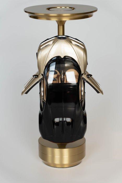 Lamp - Bugatti - OMW Chiron Gold - Luxurious Wireless LED, Antiek en Kunst, Kunst | Designobjecten