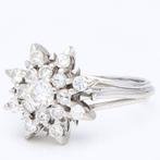 Ring - 18 karaat Witgoud - 0.84ct. tw. Diamant (Natuurlijk), Sieraden, Tassen en Uiterlijk, Ringen, Nieuw