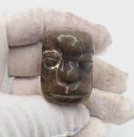 Hongshan hanger amulet en natuurlijk jade - Amulet, Antiek en Kunst