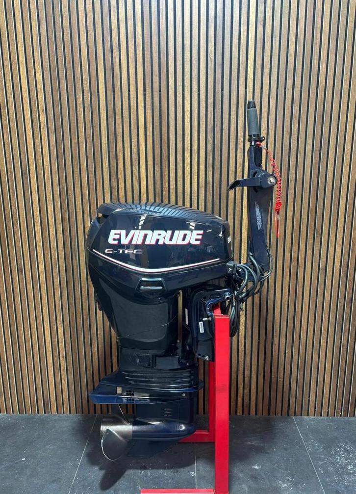 Evinrude E-TEC 40 PK, Watersport en Boten, Buiten- en Binnenboordmotoren, Gebruikt, Buitenboordmotor, Ophalen of Verzenden