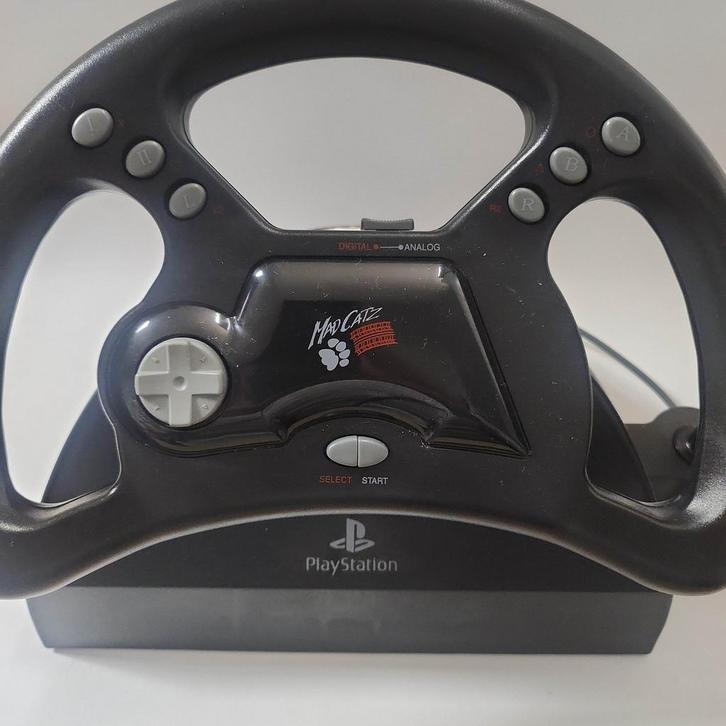 Mad Catz Analog Racing Wheel & Pedals Playstation 1, Spelcomputers en Games, Spelcomputers | Sony PlayStation Consoles | Accessoires