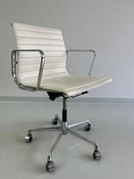 ICF - Charles Eames - Bureaustoel - EA117 - Leder