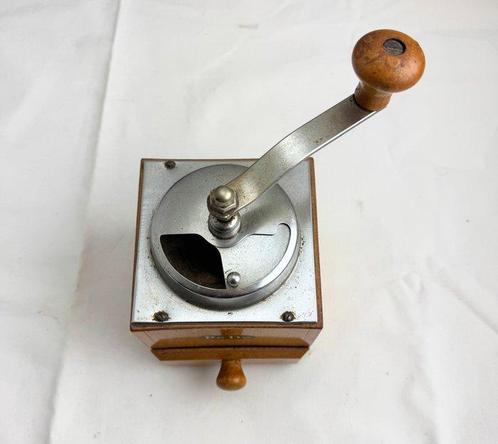 Koffiemolen - Hout, Antiek en Kunst, Antiek | Keukenbenodigdheden