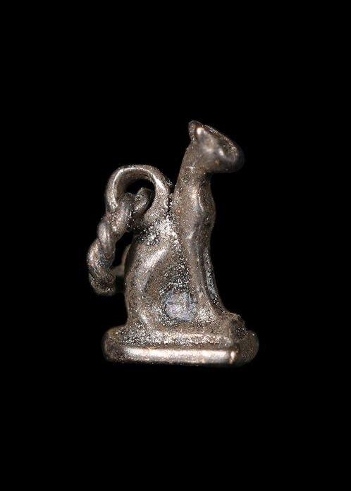 Oude Egypte, late periode Zilver Bastet-amulet (Zonder, Antiek en Kunst, Antiek | Overige Antiek