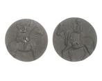 Twee bronzen plaquettes, Nederland, 20e eeuw