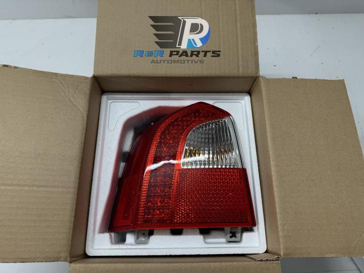 Achterlicht links - Nieuw Origineel - Volvo V70 III   X..., Auto-onderdelen, Verlichting, Nieuw, Verzenden