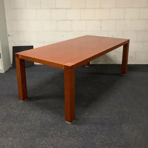 Tweedehands cassina Vergadertafel / eetkamertafel, 200x100, Zakelijke goederen, Kantoor en Winkelinrichting | Kantoormeubilair en Inrichting