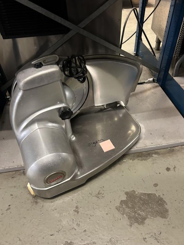 Occasion Berkel snijmachine 834, Zakelijke goederen, Horeca | Keukenapparatuur, Gebruikt, Ophalen