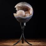 Grijze amethist in chalcedoon geode - Topkwaliteit -